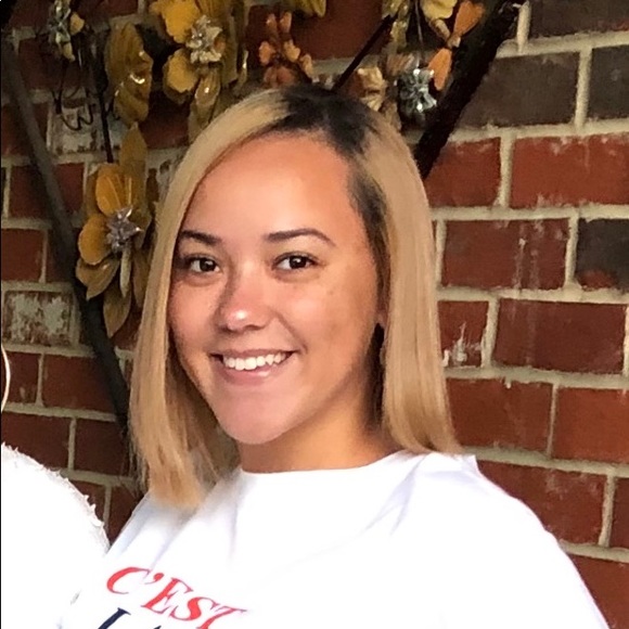 Meet your Posher, Gabrielle - Picture 1 of 1